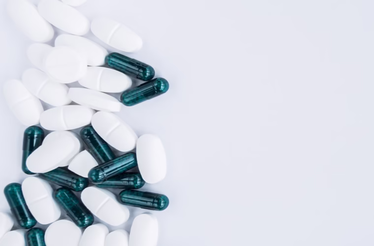 Popüler Psikoloji Mitleri: "Her Depresyon İlaçla Çözülür" Efsanesinin Arkasındaki Gerçekler ve Alternatif Çözümler